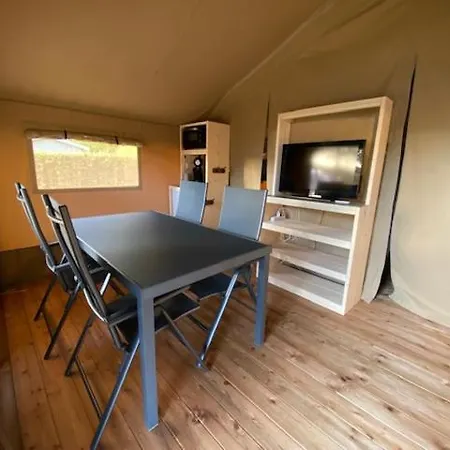 Safaritent Konijntje Met Prive Sanitair Luxury tent *