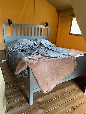 Safaritent Konijntje Met Privé Sanitair Tente de luxe