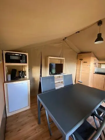 Safaritent Konijntje Met Privé Sanitair